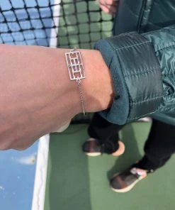 Hit Happy Tennis Queen Of The Court Bracelet For Tennis Players -NIKE shop 04E844C6 FDAC 4E3D B007 A9232BE2306E scaled