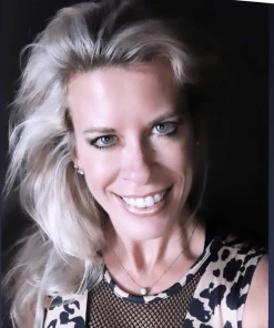 Hit Happy Tennis Silver Tennis Ball Pendant Necklace -NIKE shop A23E7C71 AD38 4C9D 85B9 EA85AF81DDBD