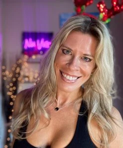 Tennis Happies Sleek Tennis Racket Necklace -NIKE shop CE4CC3B6 2D89 47E1 B76F D8384F76B17F scaled